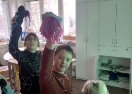 s žížalou Julií