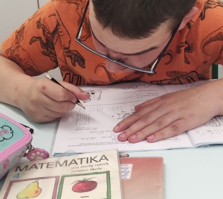 týden byl opět o den kratší