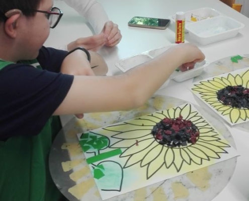 vyráběli jsme zářivou slunečnici