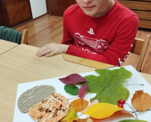 Podzimní hrátky s listím a luštěninami