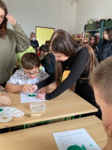 společné tvoření s žáky ZŠ Košaře