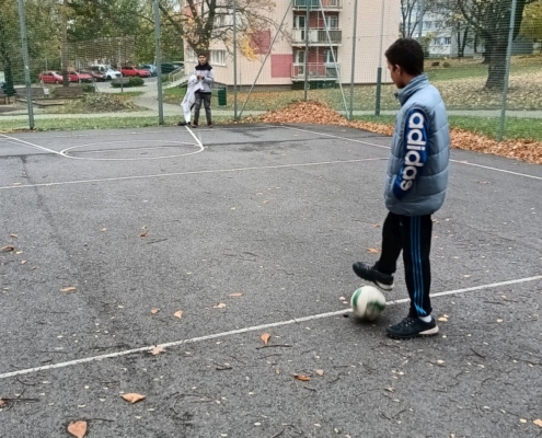 došli na hřiště a dali si fotbálek