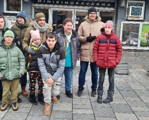 celá škola navštívila Minikino kavárna
