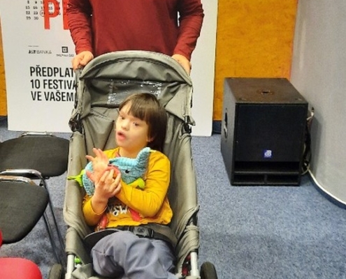 celá škola navštívila Minikino kavárna