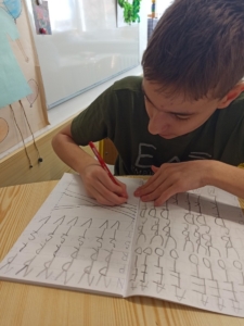 Čtení, psaní, matematika, pracovní činnosti