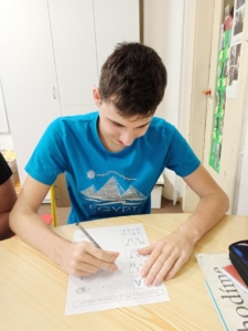 Čtení, psaní, matematika, pracovní činnosti
