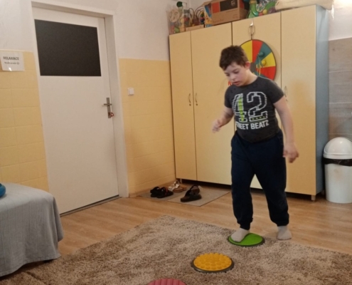 Cviky na rovnováhu, cvičení ve dvojicích