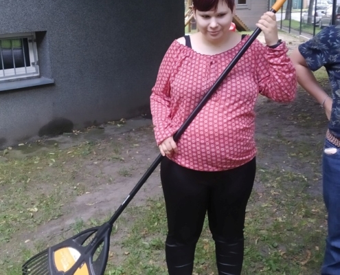 zopakovali jsme si druhy a využití zahradního náčiní