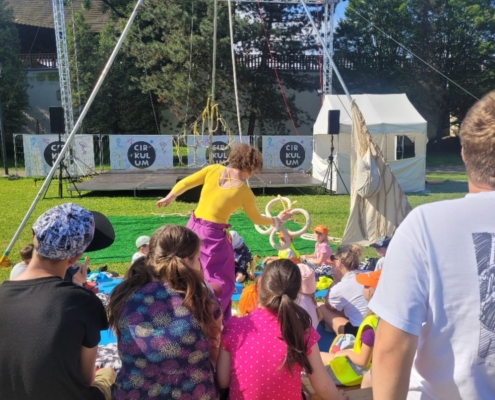 Dnešní výlet třídy D na festival Cirkulum u Slezskoostravského hradu vyšel parádně