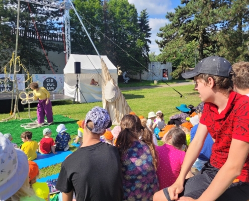 Dnešní výlet třídy D na festival Cirkulum u Slezskoostravského hradu vyšel parádně