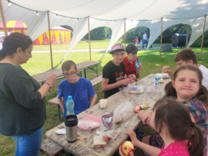 Dnešní výlet třídy D na festival Cirkulum u Slezskoostravského hradu vyšel parádně