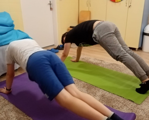 Cvičení s Evičkou a Adélkou je radost