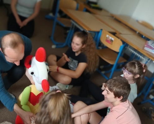Terapie loutkou na téma bezpečného rozdělávání ohně v přírodě