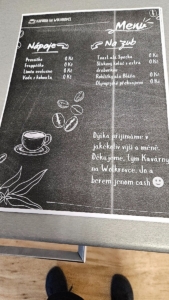 Poslední den příměstského tábora jsme si užili v Kavárně na Wolkrovce