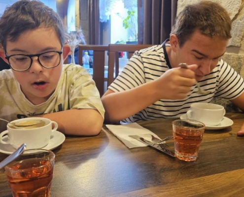 mix fotografií z prvního pobytu na hotelu Mesit