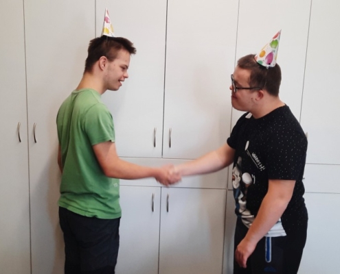 ve třídě H oslavili narozeniny našeho spolužáka a kamaráda Vojtěcha