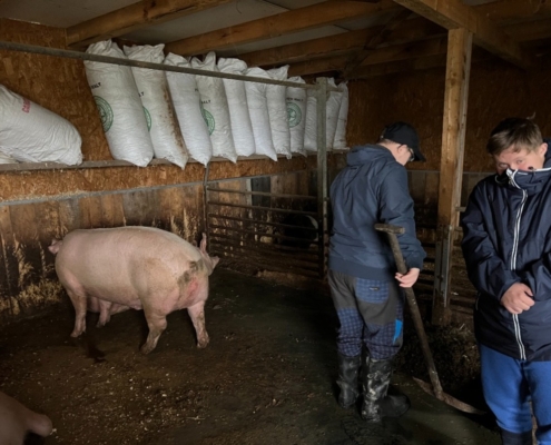 Farma v Kozlovicích dnes navštívila třída H