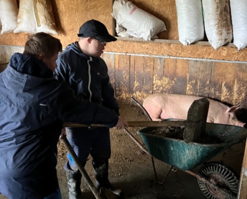 Farma v Kozlovicích dnes navštívila třída H