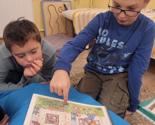 děti si zábavnou formou procvičily počáteční hlásky slov