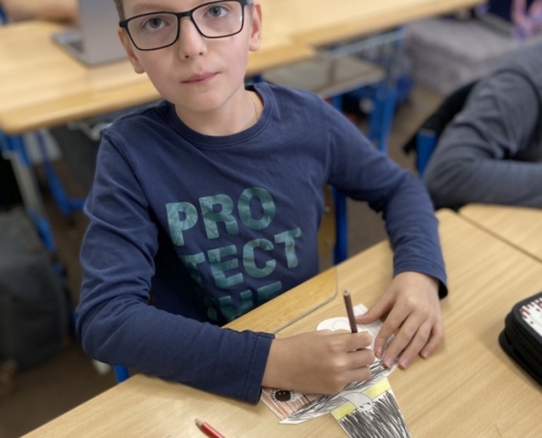 Pracovní činnosti, výroba masek