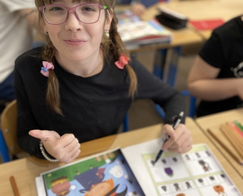 Pracovní činnosti, výroba masek