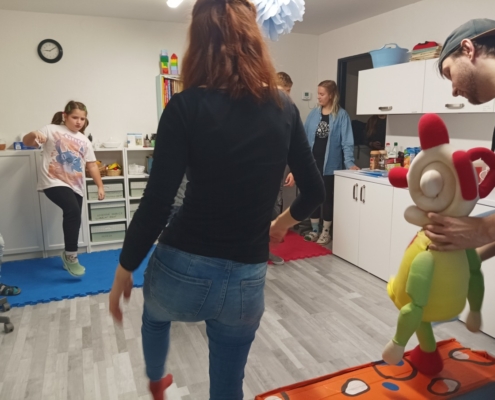 V pátek proběhla v naší třídě D terapie loutkou