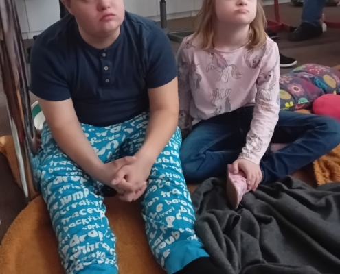 Listopadový Šneček byl už zasněžený a tak jsme vyrobili lojové koule pro ptáčky
