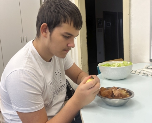 Dnes se ve třídě E dělaly burgery