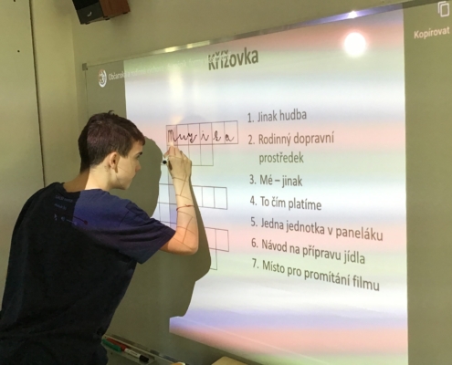 V jednotlivých předmětech procvičujeme probrané učivo a probíráme nové