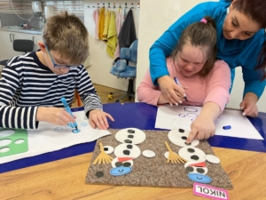 Výuka v tomto týdnu byla zaměřena na téma Zima