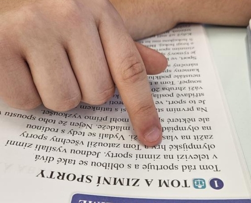 Ve výtvarné výchově tvoříme klauny, počítače do 100, 1000, násobíme a dělíme