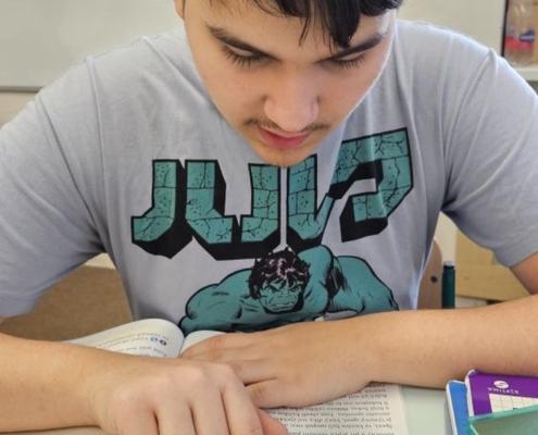 Ve výtvarné výchově tvoříme klauny, počítače do 100, 1000, násobíme a dělíme