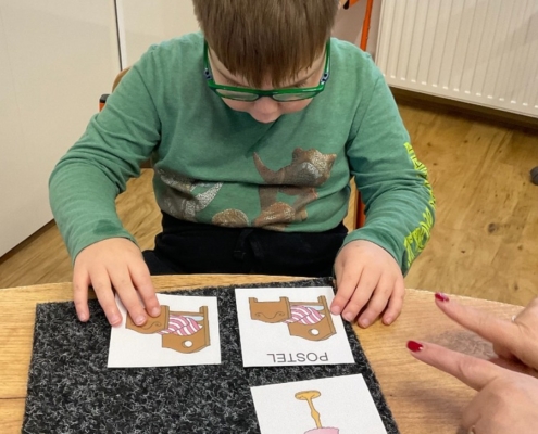 důraz na rozvoj komunikačních dovedností žáků