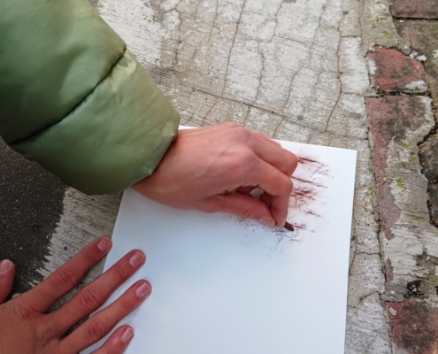 v našem kroužku Veverky vyzkoušeli malovat tzv. Rudkou
