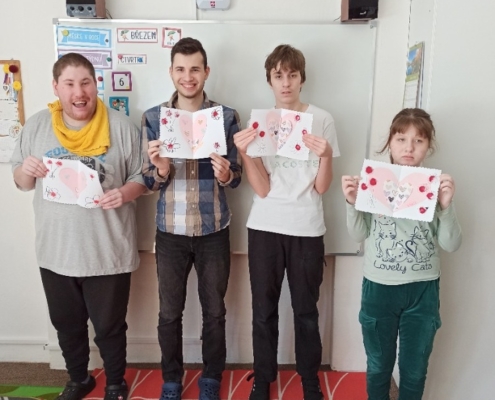 Matematika, psaní, práce na interaktivní tabuli