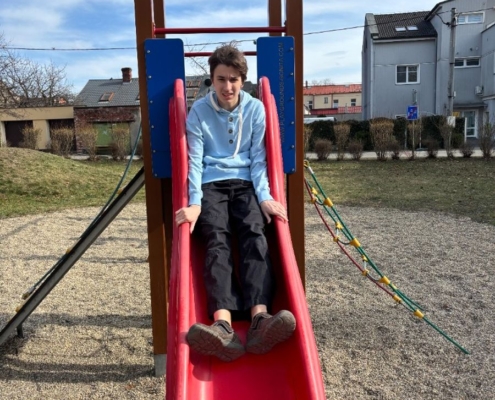 nácvik oblékání s následnou procházkou na hřiště