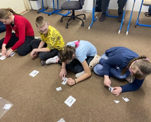 skládání hlásek podle vzoru. Matematika, sčítání
