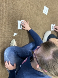 skládání hlásek podle vzoru. Matematika, sčítání
