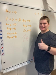 skládání hlásek podle vzoru. Matematika, sčítání