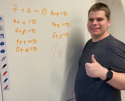 skládání hlásek podle vzoru. Matematika, sčítání
