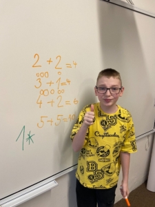 skládání hlásek podle vzoru. Matematika, sčítání