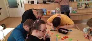 Posíláme pozdravy z knihovny