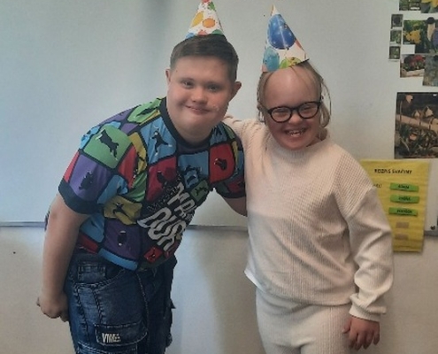 akce-318-008 Emmičko dneska slavíš, to je Tvůj den