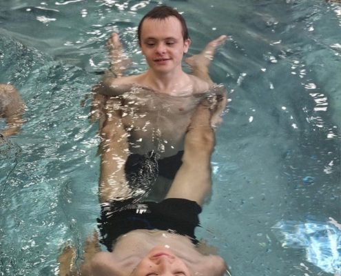 Pokrok a užila si skvělou hodinu v bazénu