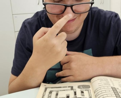 Bazén v Pokroku,  návštěva Minikina,  závěrečné opakování v matematice, psaní,