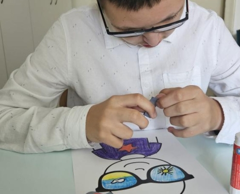 Bazén v Pokroku,  návštěva Minikina,  závěrečné opakování v matematice, psaní,