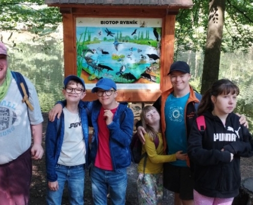 poslední Šneček jsme věnovali trochu náročnější výpravě do Bělského lesa
