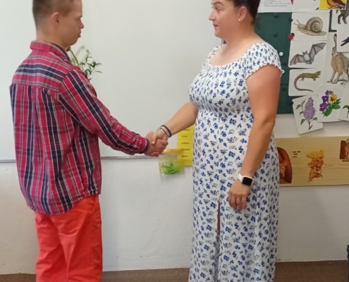 Fotografie z rozdávání vysvědčení
