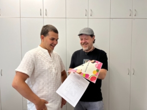 Fotografie z rozdávání vysvědčení