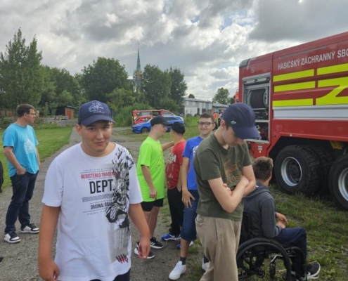 akce-443-004 jsme navštívili dobrovolné hasiče v Ludgeřovicích